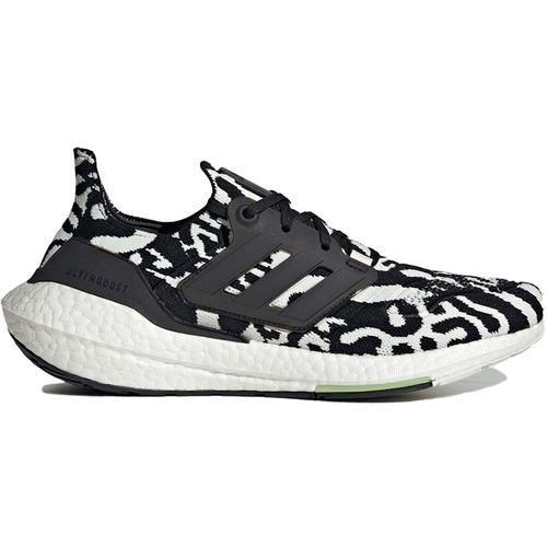Adidas Ultra Boost 22 Zebra for