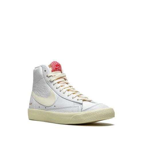 Nike Blazer Mid '77 VNTG EMB 