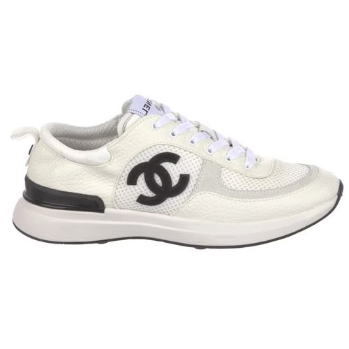 Chanel Footwear Chanel Ivory Suede Sneakers Cruise 2021 Chanel CC