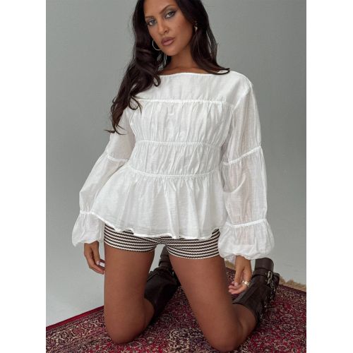 PRINCESS POLLY Xamira Ruched Long Sleeve Top White for ผู้หญิง